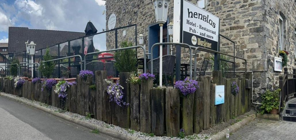 Henblas Hotel Neuenrade Esterno foto