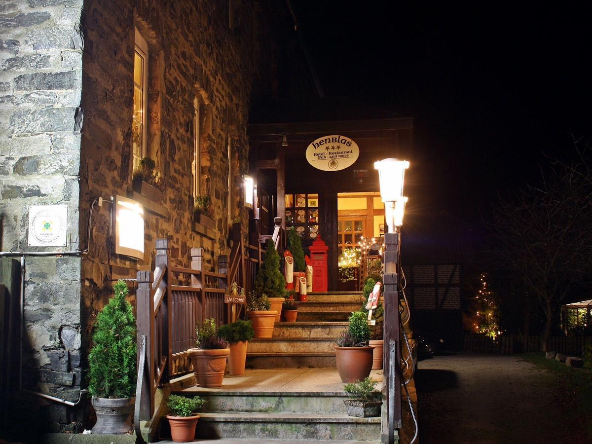 Henblas Hotel Neuenrade Esterno foto